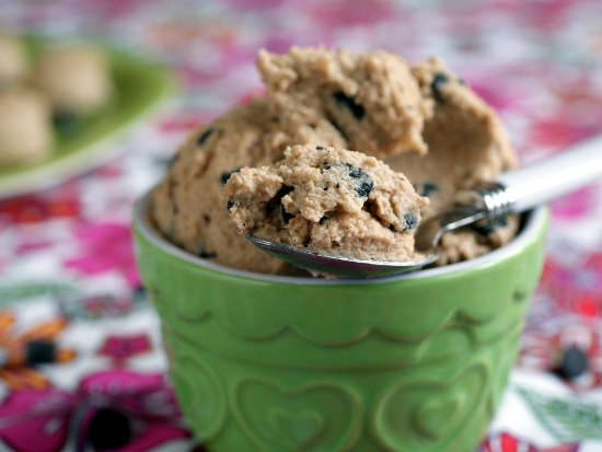 Grain-Free, High Protein Cookie Dough Candida Snack on rickiheller.com