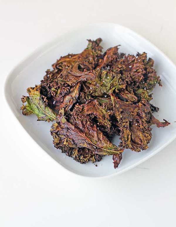 vegan, sugar-free, grain-free chocolate kale chips on rickiheller.com