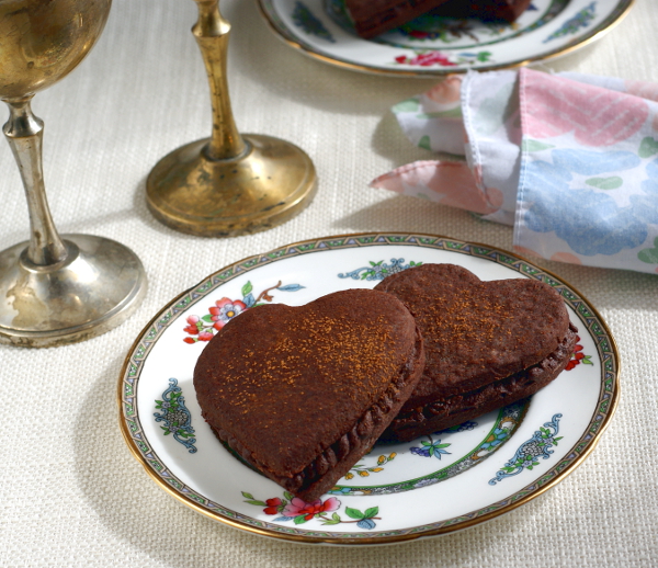 Candida diet, vegan, gluten-free, chocolate cinnamon heart cookie recipe on rickiheller.com