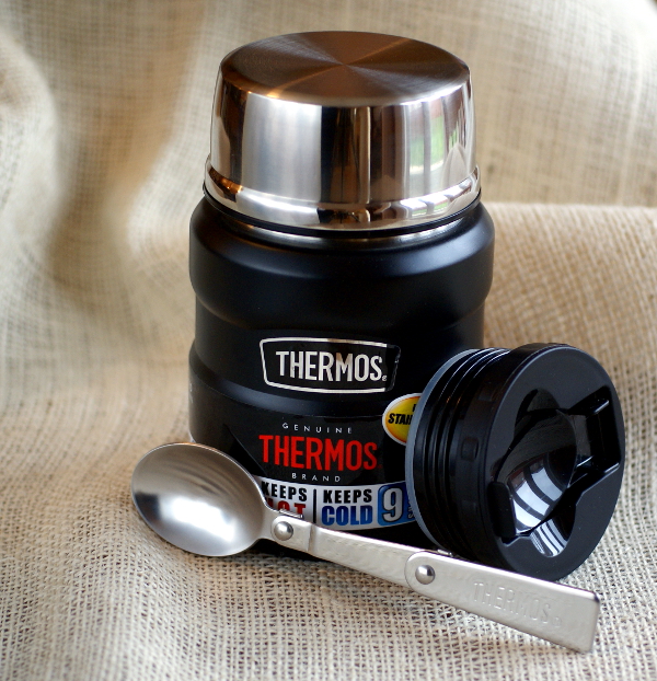 Thermos giveaway on rickiheller.com